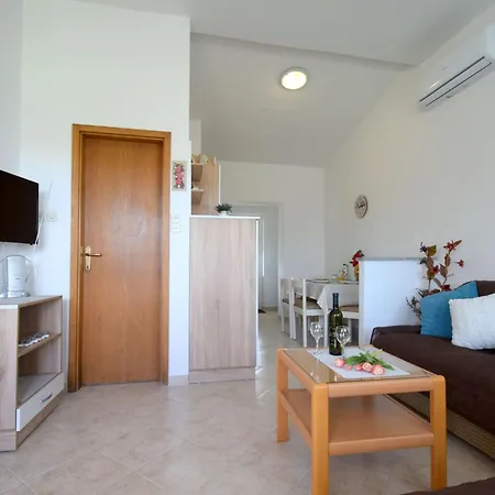 Apartment Tavcar2 Mit Eigenem Balkon By Interhome *