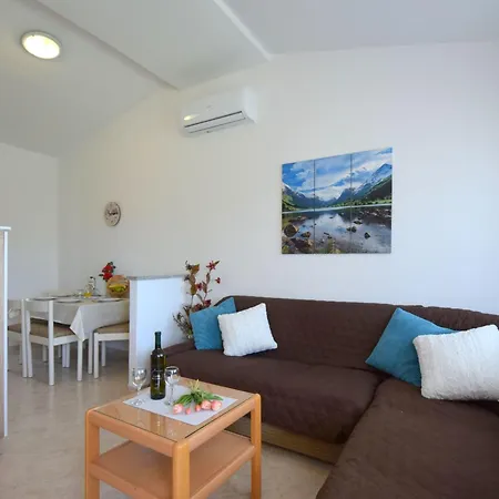 Tavcar2 Mit Eigenem Balkon By Interhome Sveti Anton (Krk)
