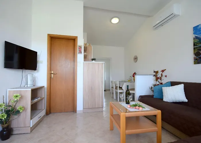 아파트 Tavcar2 Mit Eigenem Balkon By Interhome *